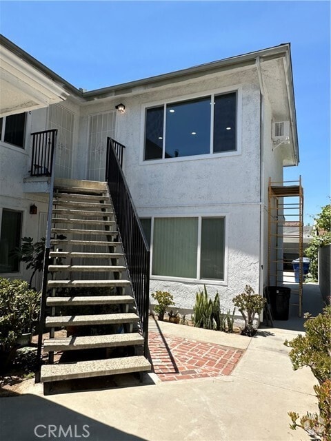 Building Photo - 5641 Newman St Unit D Rental