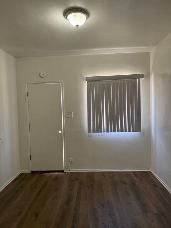 Photo - 2529 W Beverly Blvd