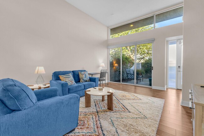 Photo - 3657 Quiet Side St