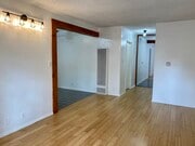 Living Room - 20 20th Ave Unit A