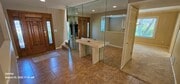 Photo - UNIVERSITY CITY / SAN DIEGO - Nice 5 Bedro... House