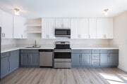 2BR, 1BA - 750SF - Kitchen - 1821 5th St.