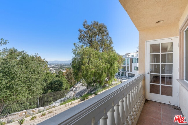 Photo - 3962 Oakfield Dr