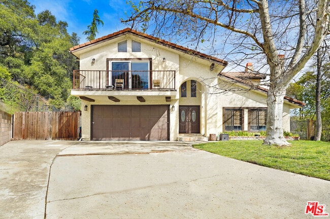 Building Photo - 4911 Calle Robleda Rental