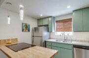 Photo - Welcome to Villa Hermosa ! A beautifully w... Apartment
