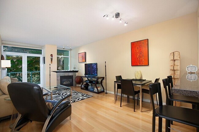 Photo - Fully Furnished 1 bedroom, 1 bath located in The Discovery Building!