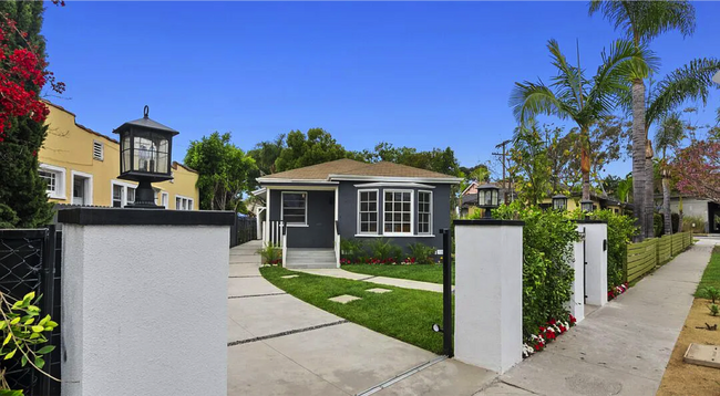 Photo - 8800 Cattaraugus Ave