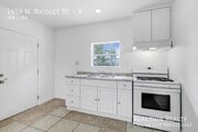 Photo - 1659 W Nicolet St Unit A