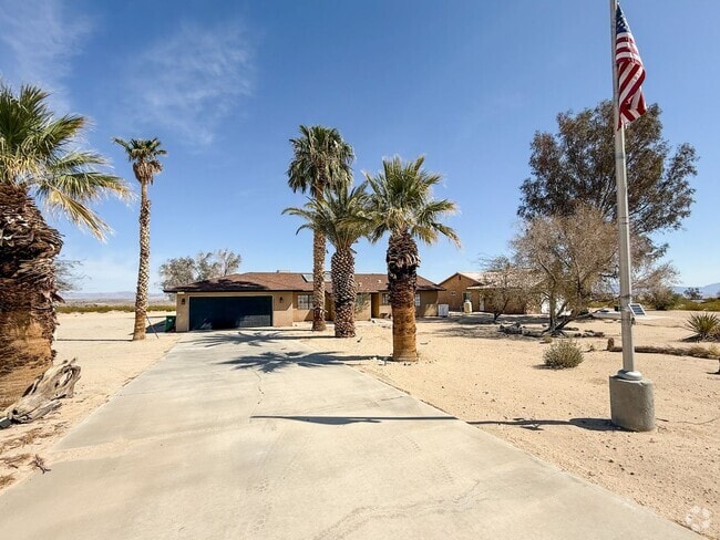 Building Photo - Remodeled 2 Bedroom Home in 29 Palms
