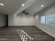 Photo - 3838 Balmont St