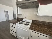 Photo - 144 W Hillsdale St Apartment Unit 3