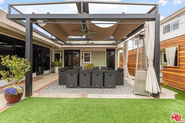 Photo - 516 1/2 Hill Street Unit