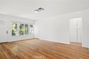 Photo - 6230 Zelzah Ave