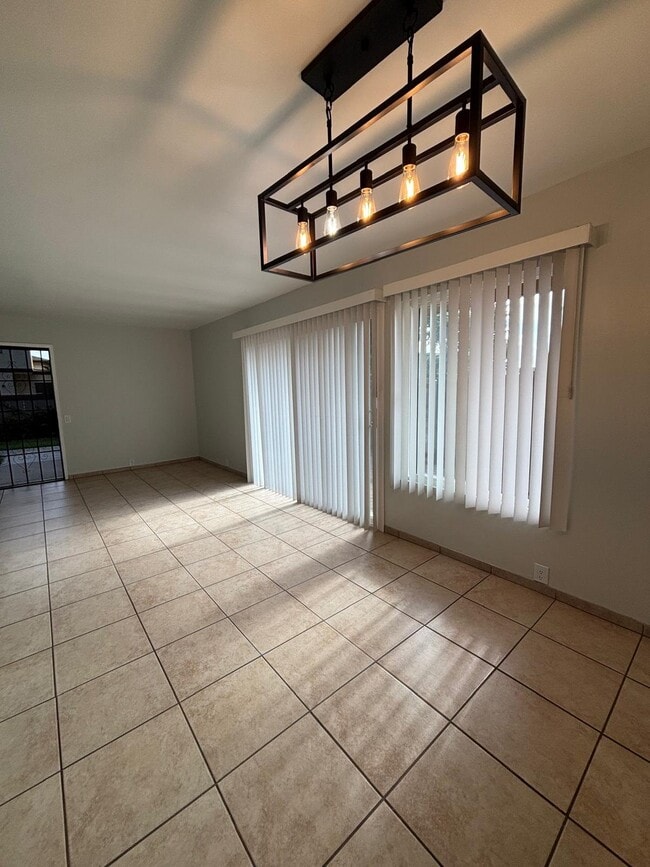 Photo - 1729 Regency Wy Unit C