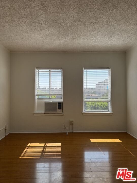 Photo - 920 S Hobart Blvd Apartment Unit 302