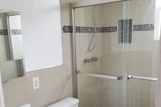 Bathroom - 2178 W 26th Pl Unit 2178