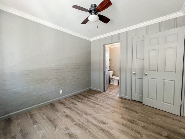 Photo - One of The Best One Bedroom Apartment in Town Unit 6678 El Rey 1