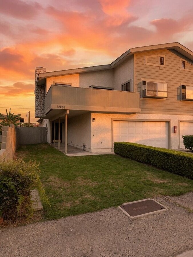 Garden Grove Gem! - Garden Grove Gem!