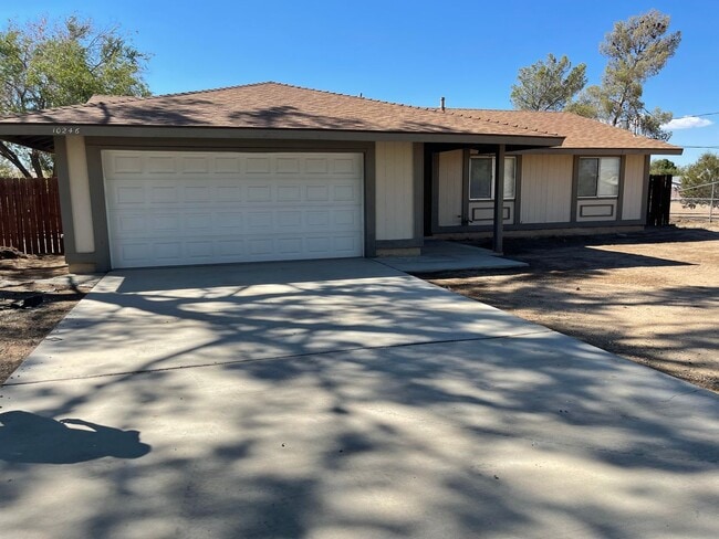 Hesperia-Refurbished- 3 Bedrooms, 2 Bathro... - Hesperia-Refurbished- 3 Bedrooms, 2 Bathro...