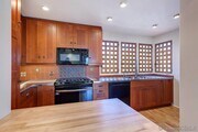 Photo - 631 Loring St Condo