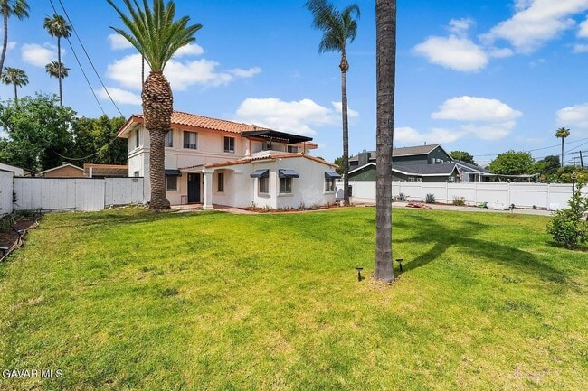 Photo - 7431 Vanalden Ave