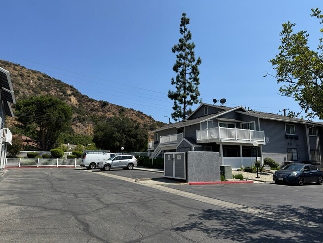 Photo - Lovely 2 Bedroom Condo in Azusa