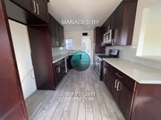 Photo - Great commuter location!