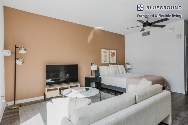 Photo - 201 The Promenade N Unit FL7-ID1260