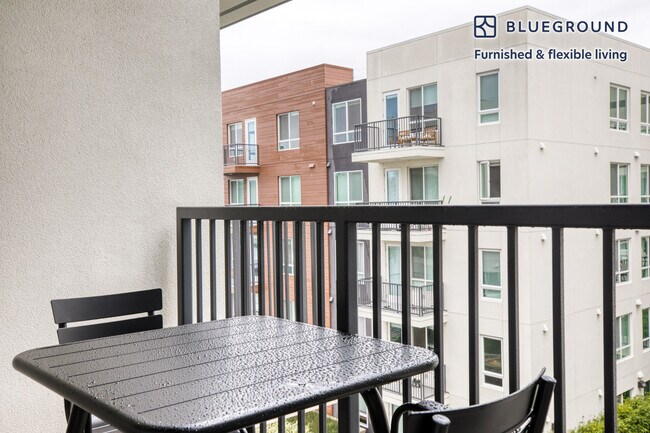 Photo - 610 Del Sol Dr Unit FL6-ID13