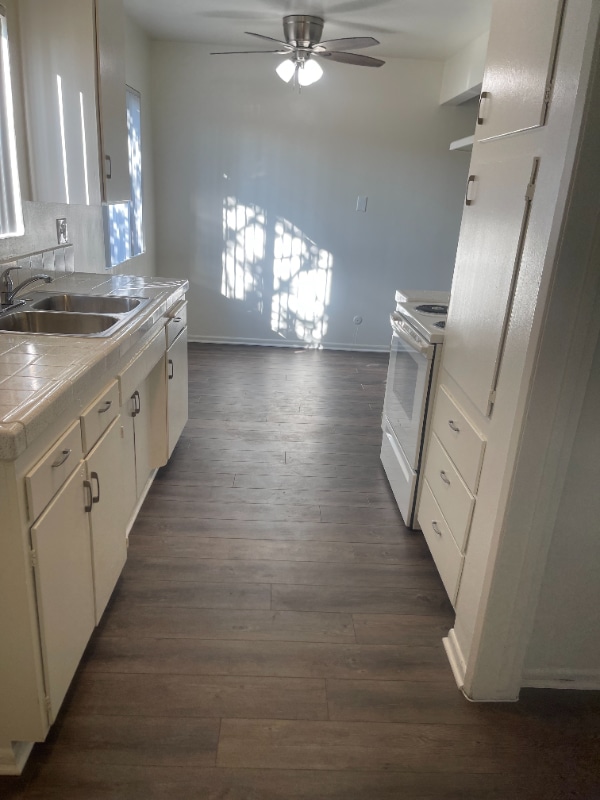 Photo - 2232 E Lenita Ln Unit B