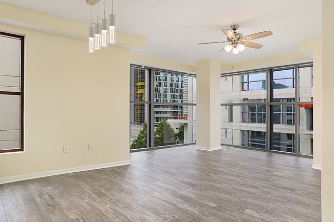 Building Photo - 1150 J St