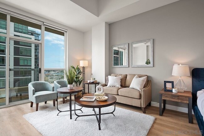 Photo - 350 W Ash St Condo Unit 1006