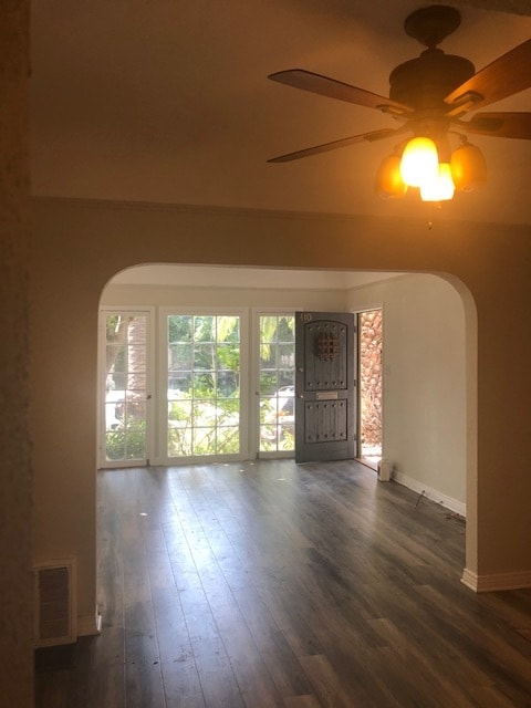 Building Photo - 410 N Orange Grove Ave Unit 410