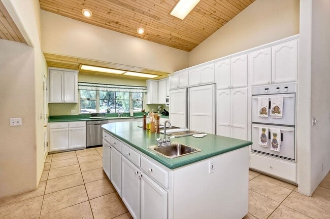Photo - 22242 Little Klondike Rd