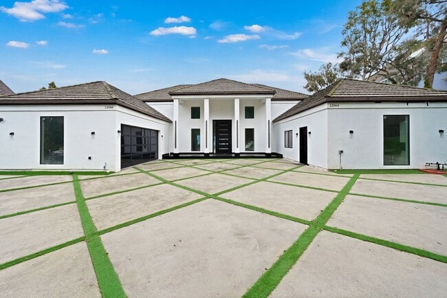 Photo - 12066 Summit Cir House