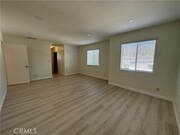 Photo - 302 W Loraine St
