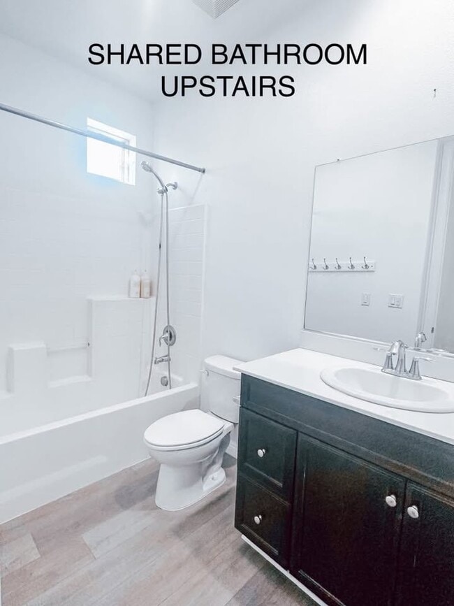 Photo - 1310 W Orange Blossom Way