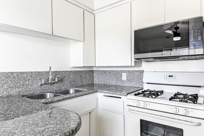 Photo - 809 Flora Dr Unit 04