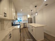 Photo - 17423 Burbank Blvd