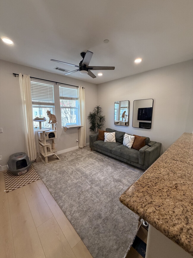 Photo - 1800 E Lakeshore Dr