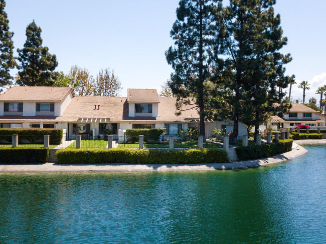 Photo - 326 Sonora Dr Townhome