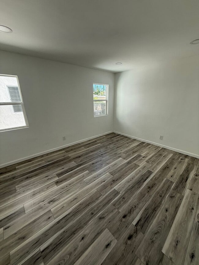 Photo - 10214 O'Melveny Ave Unit 10212