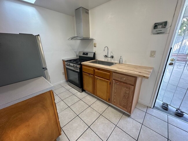 Photo - Beautifully remodeled 1-bed 1-bath centrally located in Artesia, CA
