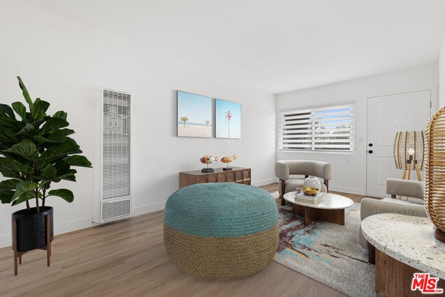 Photo - 1743 9th St Unit 2