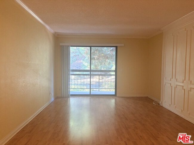 Photo - 805 Temple Terrace Unit 202