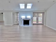 Photo - 20445 Miranda St