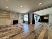 Photo - 1516 E Cyrene Dr House