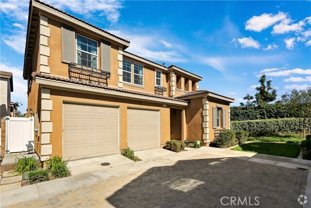 Building Photo - 309 W Via Rua Flores Rental