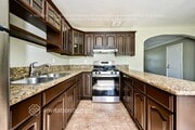 Photo - 212 E 185th St