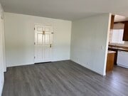 Photo - 10933 Moorpark St